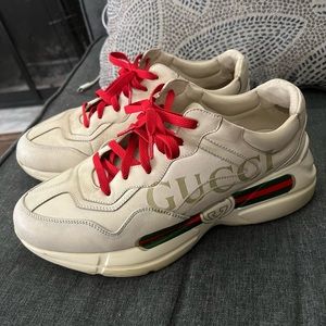 Wown Gucci shoes size 10, still in great condition